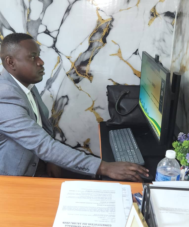 Pas besoin, pour le CEO Rodrigue Disolokele, de traverser l'Atlantique : la défense s'est faite en ligne, depuis Kinshasa 