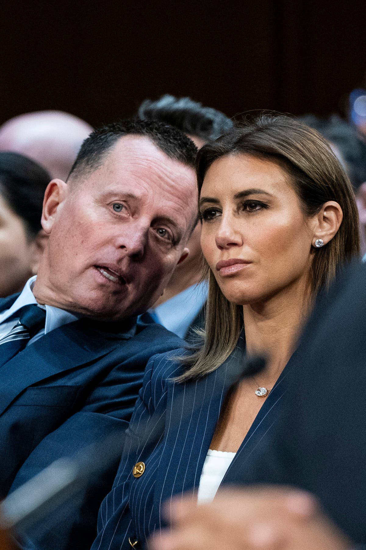 Le plus troublant n’est pas seulement que 17,6 millions de dollars se retrouvent au centre d'une querelle entre Richard Grenell et Alina Habba Mildon. C'est aussi le brouillard qui entoure encore la finalité de l'opération 